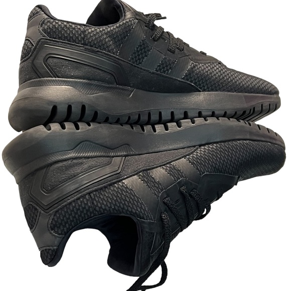 Sneaker - Adidas running shoes in EUC #SB5 - Picture 6 of 13